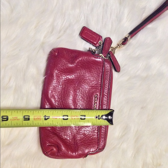 COACH Red Leather Double Wristlet BAG Handle - Picture 3 of 12